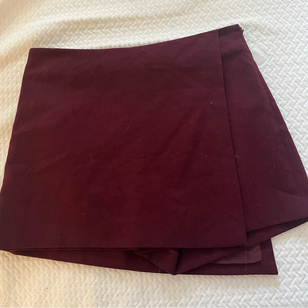 Gianni Bini Maroon Women’s Mini Skort size 6